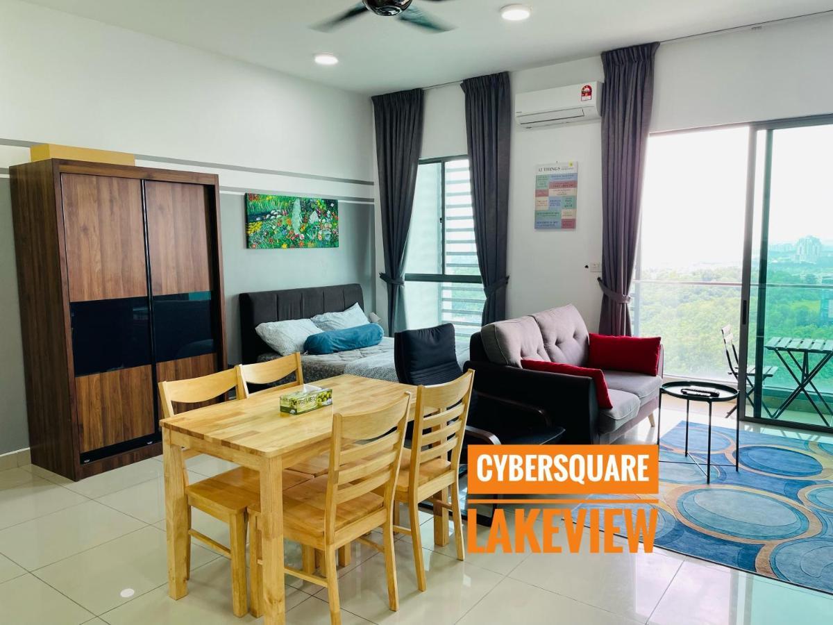 Ferienwohnung Cybersquare Cyberjaya Exterior foto